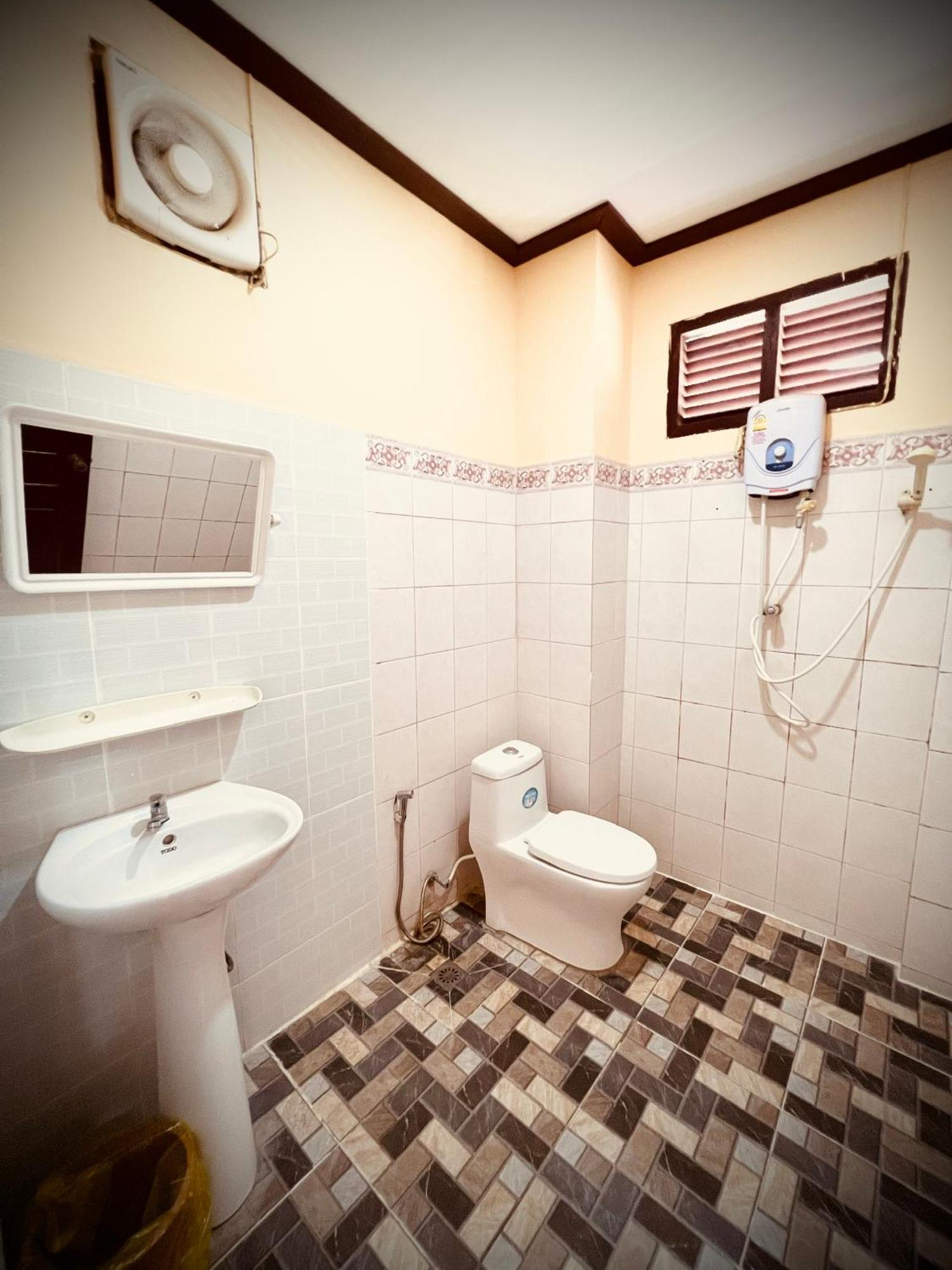 Vang Vieng Victory Guesthouse Exterior photo